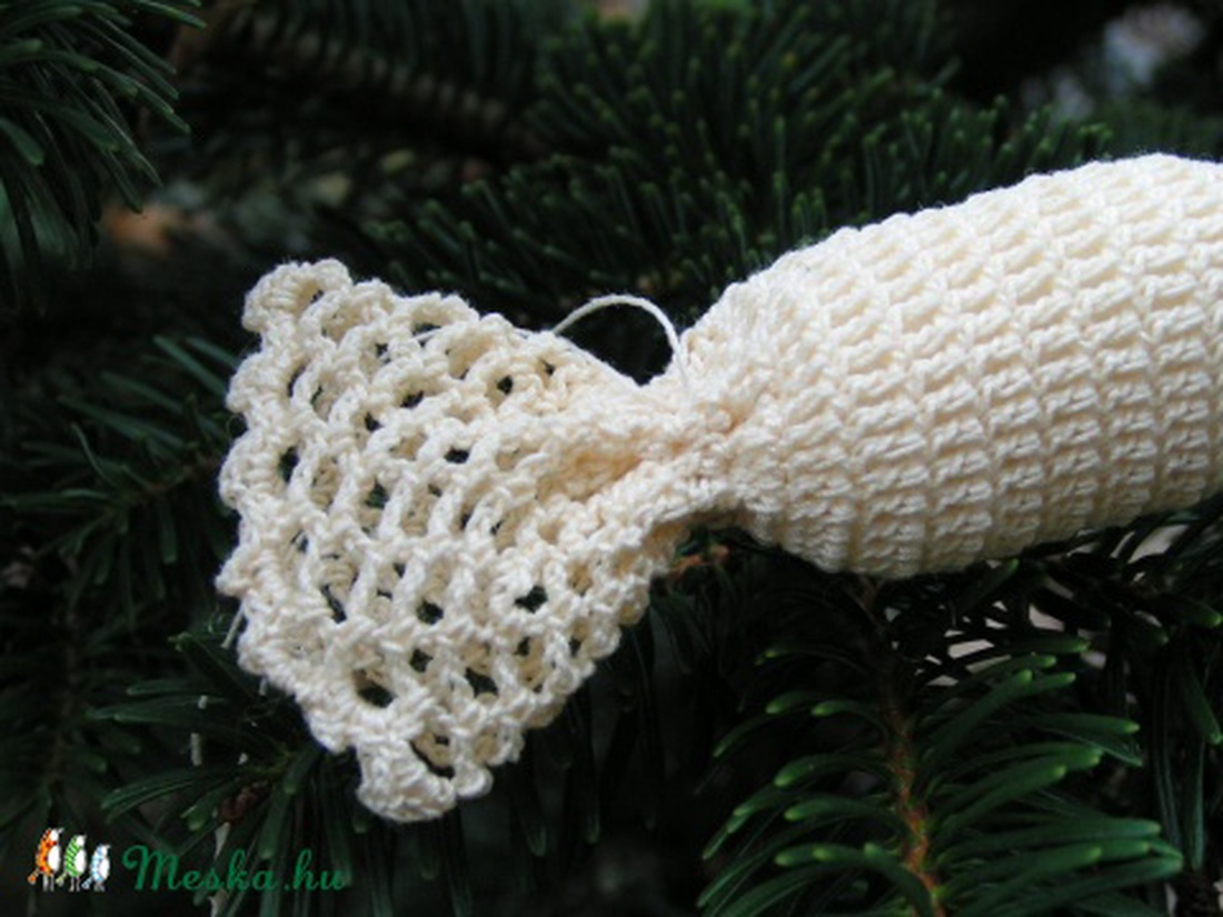 Horgolt szaloncukor csont színben -  - Meska.hu