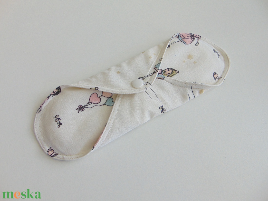 24 cm-es mosható női betét- korcsolyázó hercegnők /intimbetét, mosható textil betét, környezetbarát termék - szépségápolás - intim higiénia - intimbetét - Meska.hu 24 cm-es mosható női betét- korcsolyázó hercegnők /intimbetét, mosható textil betét, környezetbarát termék - szépségápolás - intim higiénia - intimbetét - Meska.hu