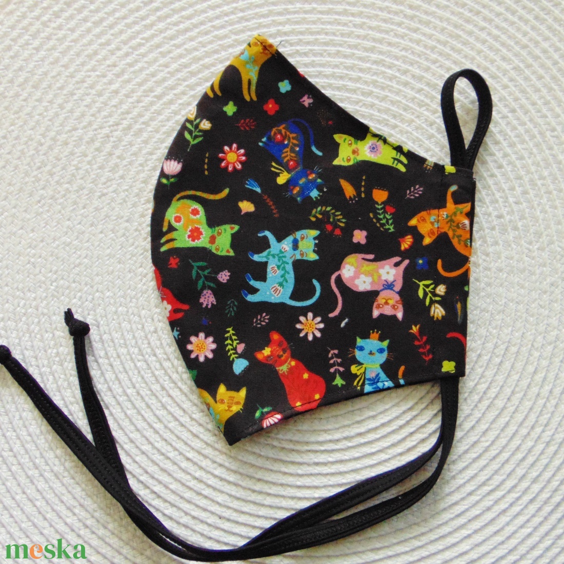 Fekete-virágos cica mintás szájmaszk (18 cm magas) / textil szájmaszk, többször használható szájmaszk - női - női - Meska.hu Fekete-virágos cica mintás szájmaszk (18 cm magas) / textil szájmaszk, többször használható szájmaszk - női - női - Meska.hu