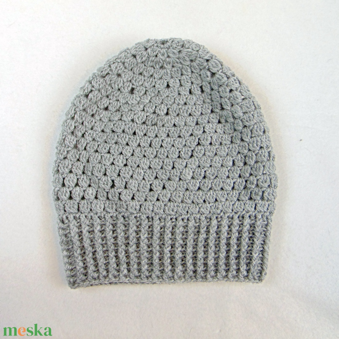 Szürke slouchy fazonú női sapka / horgolt sapka - ruha & divat - sál, sapka, kendő - sapka - Meska.hu Szürke slouchy fazonú női sapka / horgolt sapka - ruha & divat - sál, sapka, kendő - sapka - Meska.hu
