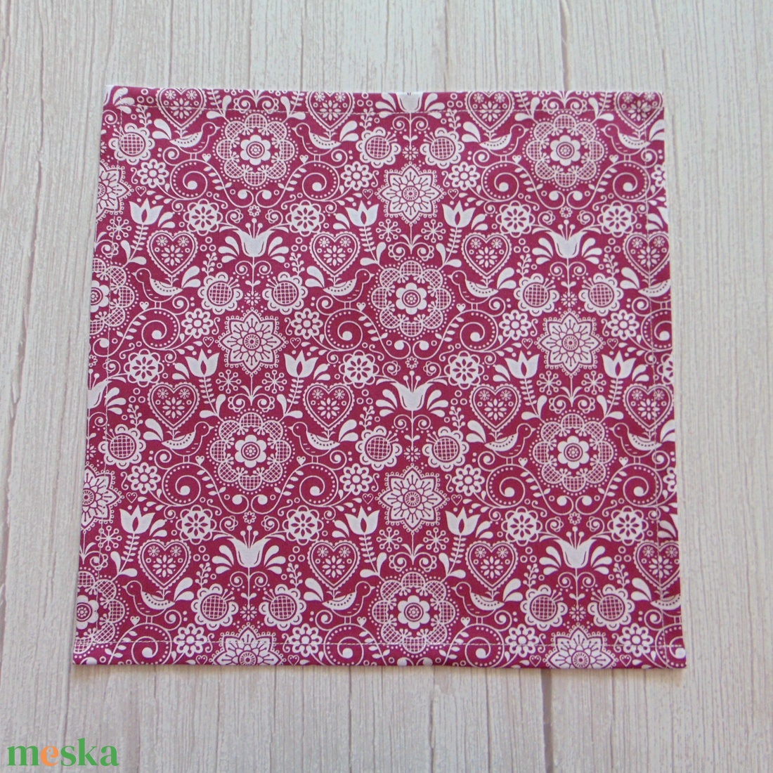 Textil szalvéta:  bordó- fehér népi motívumos - táska & tok - uzsonna- & ebéd tartó - szendvics csomagoló - Meska.hu