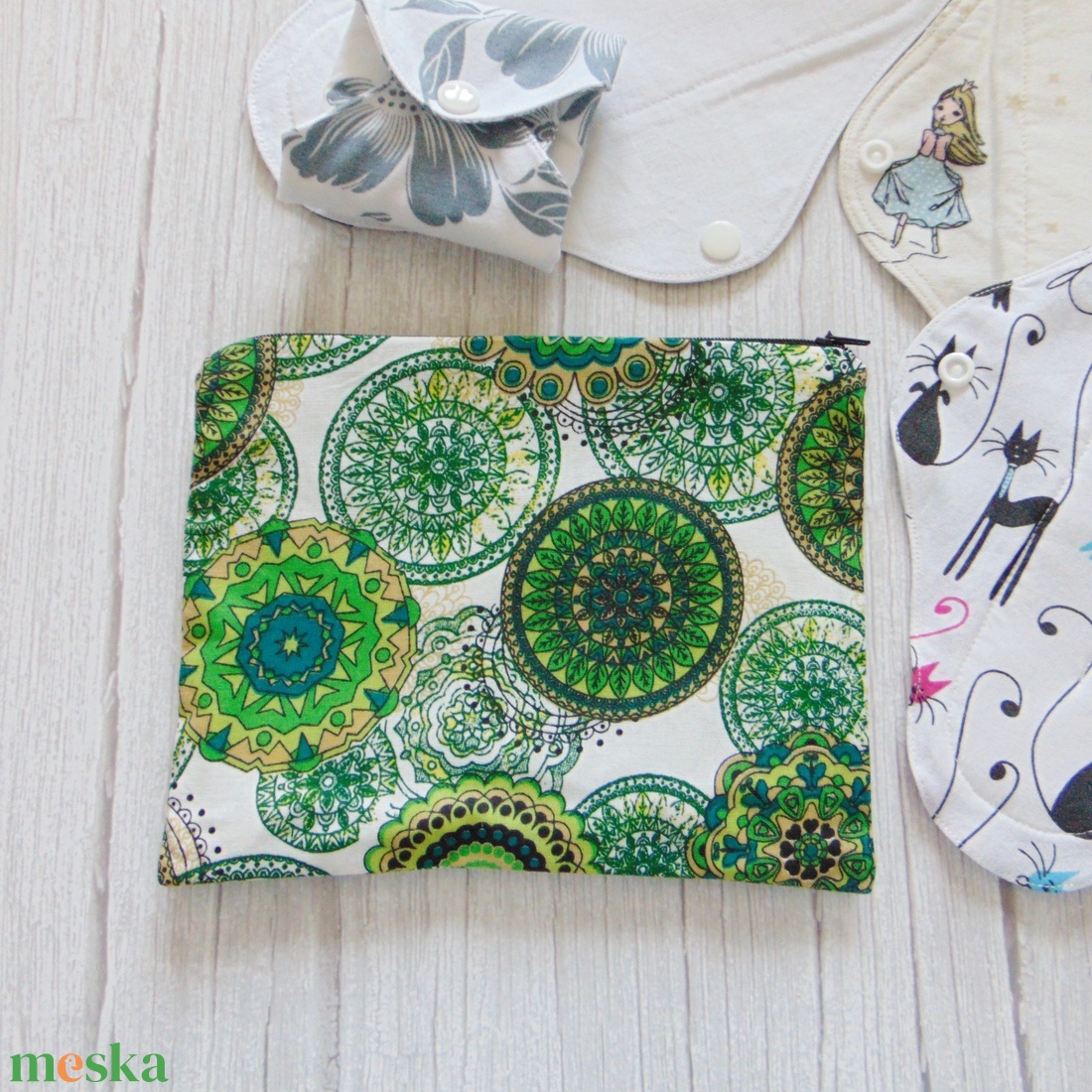 Betét tartó tasak / zöld mandala mintás - szépségápolás - intim higiénia - egészségügyi tartó - Meska.hu Betét tartó tasak / zöld mandala mintás - szépségápolás - intim higiénia - egészségügyi tartó - Meska.hu