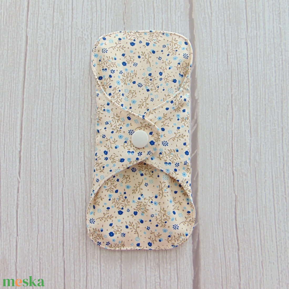 16 cm-es MINI betét- kék, apró virág mintás  - szépségápolás - intim higiénia - intimbetét - Meska.hu