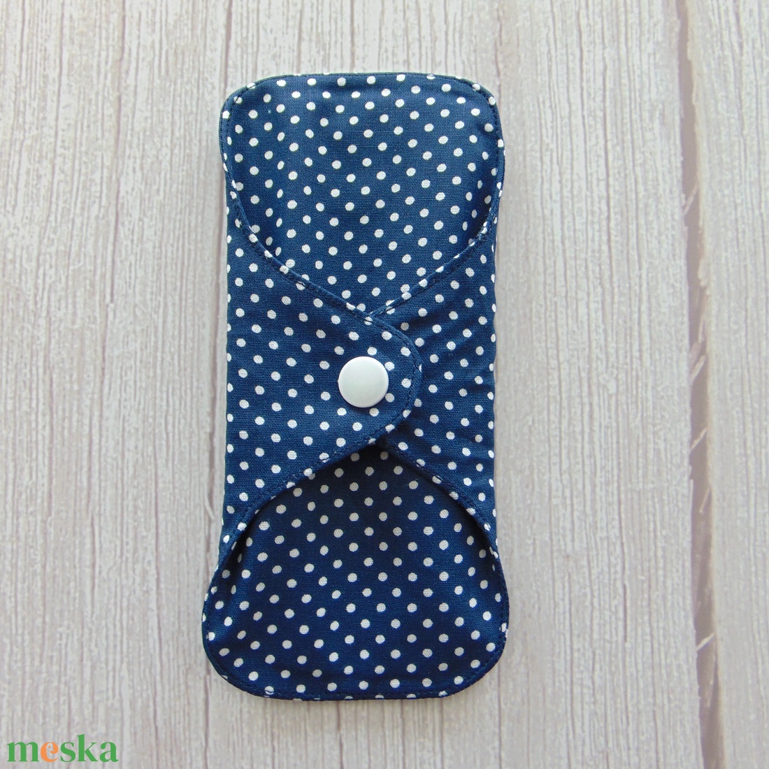 16 cm-es MINI betét- sötétkék - fehér pöttyös - szépségápolás - intim higiénia - intimbetét - Meska.hu 16 cm-es MINI betét- sötétkék - fehér pöttyös - szépségápolás - intim higiénia - intimbetét - Meska.hu