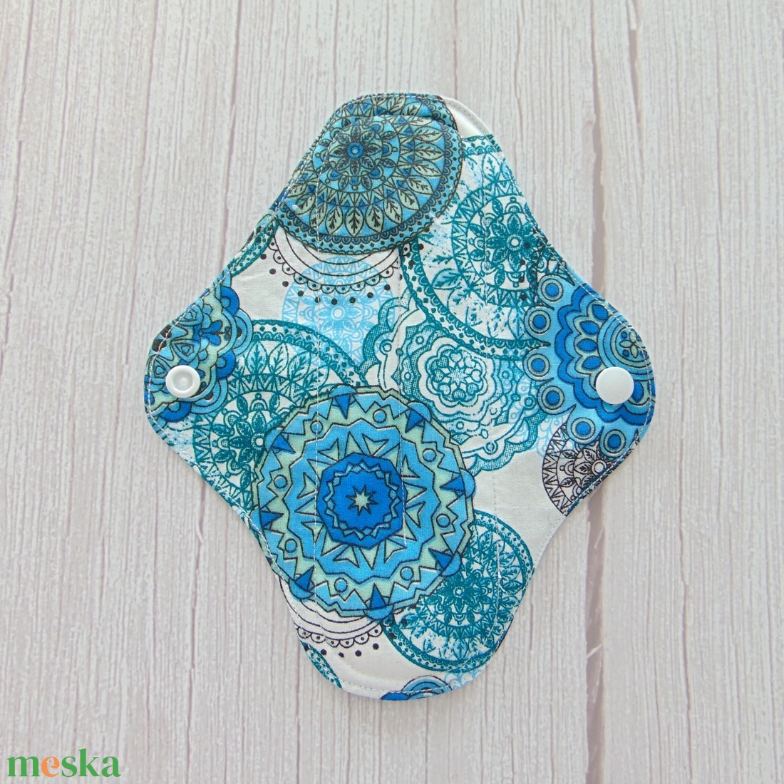 20 cm-es mosható betét / kék mandala mintás - szépségápolás - intim higiénia - intimbetét - Meska.hu 20 cm-es mosható betét / kék mandala mintás - szépségápolás - intim higiénia - intimbetét - Meska.hu