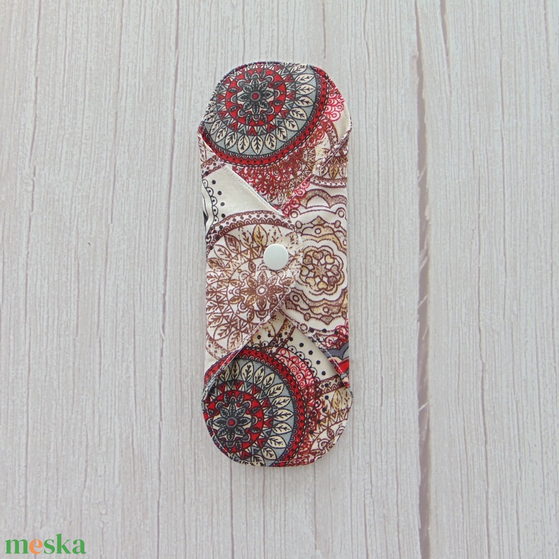 20 cm-es mosható betét / piros- szürke mandala mintás - szépségápolás - intim higiénia - intimbetét - Meska.hu 20 cm-es mosható betét / piros- szürke mandala mintás - szépségápolás - intim higiénia - intimbetét - Meska.hu