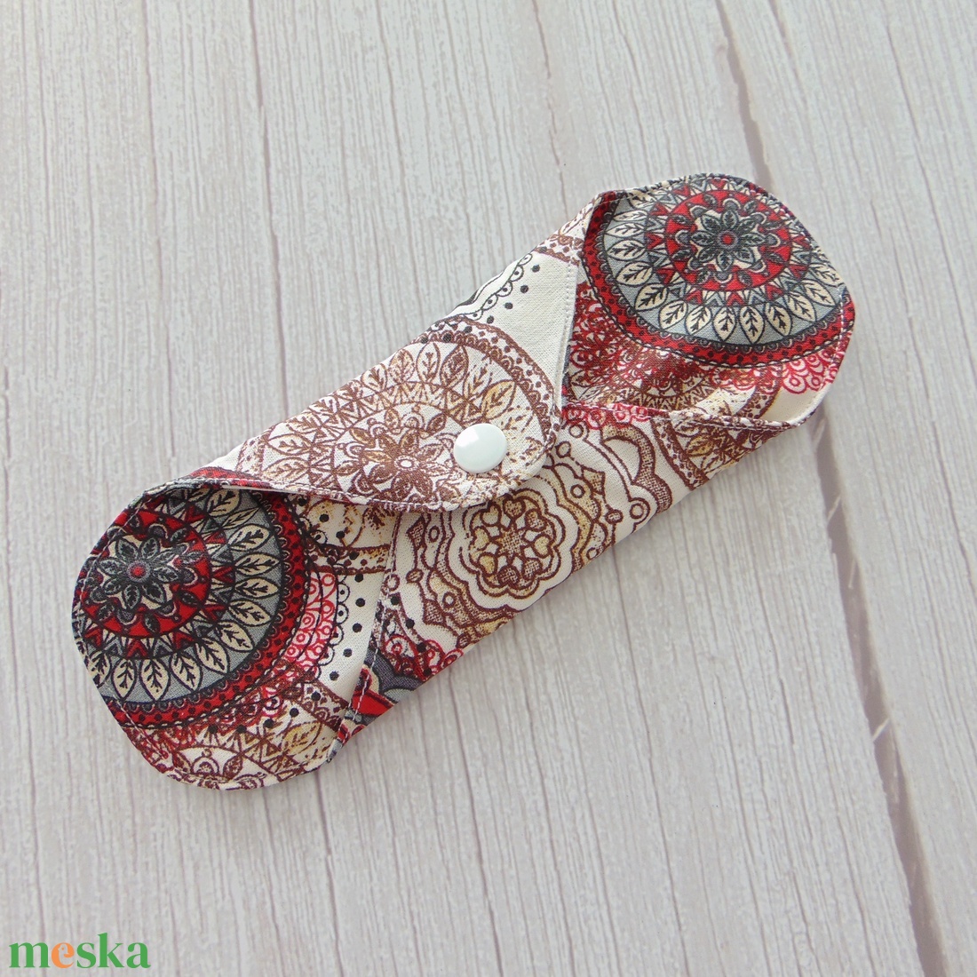 20 cm-es mosható betét / piros- szürke mandala mintás - szépségápolás - intim higiénia - intimbetét - Meska.hu 20 cm-es mosható betét / piros- szürke mandala mintás - szépségápolás - intim higiénia - intimbetét - Meska.hu