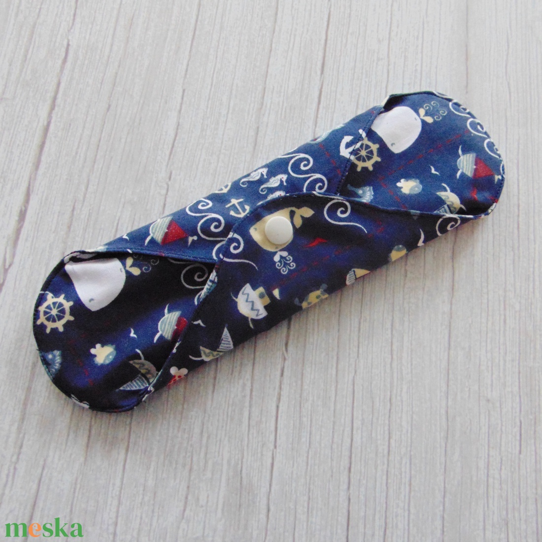 23 cm-es mosható betét / sötétkék- tenger mintás - szépségápolás - intim higiénia - intimbetét - Meska.hu 23 cm-es mosható betét / sötétkék- tenger mintás - szépségápolás - intim higiénia - intimbetét - Meska.hu