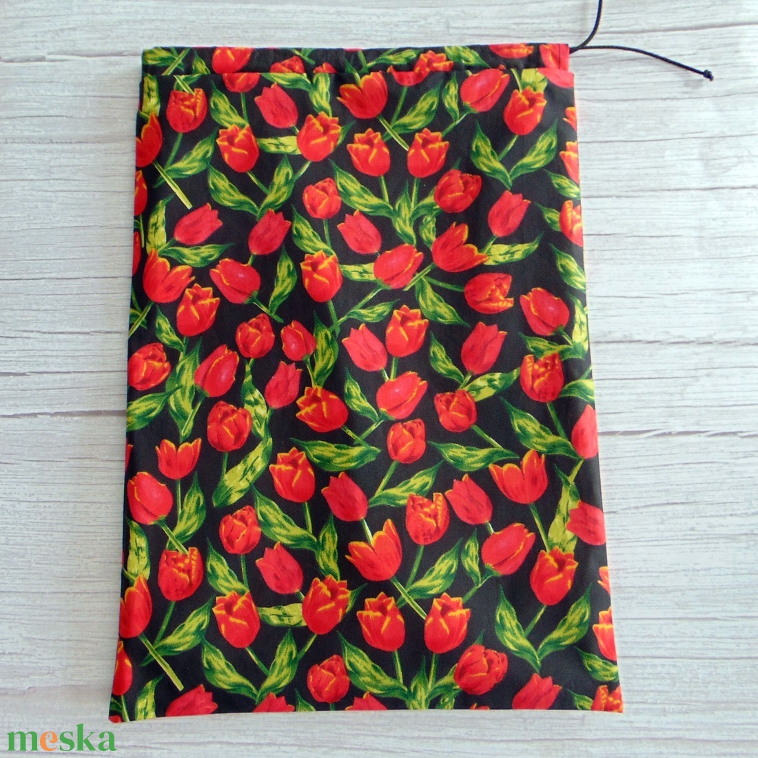 Kenyeres zsák - nagy méretű / tulipán mintás - fekete - táska & tok - bevásárlás & shopper táska - kenyeres zsák - Meska.hu Kenyeres zsák - nagy méretű / tulipán mintás - fekete - táska & tok - bevásárlás & shopper táska - kenyeres zsák - Meska.hu