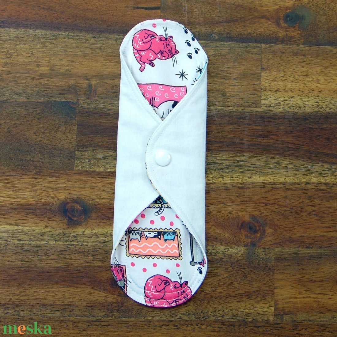 24 cm-es mosható női betét- vékony- rózsaszín cicák keretben /intimbetét, mosható betét, környezetbarát termék - szépségápolás - intim higiénia - intimbetét - Meska.hu 24 cm-es mosható női betét- vékony- rózsaszín cicák keretben /intimbetét, mosható betét, környezetbarát termék - szépségápolás - intim higiénia - intimbetét - Meska.hu