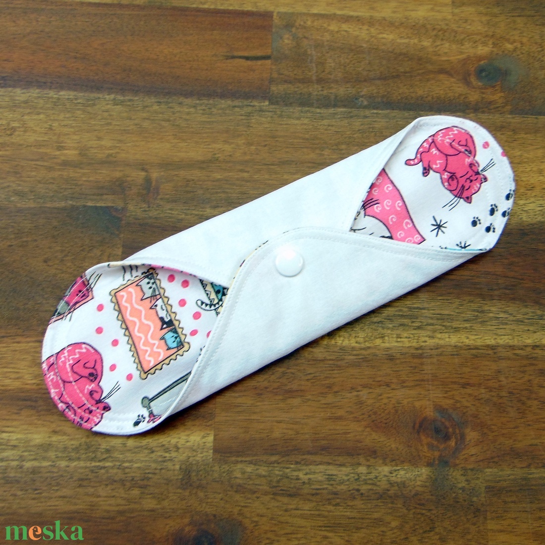 24 cm-es mosható női betét- vékony- rózsaszín cicák keretben /intimbetét, mosható betét, környezetbarát termék - szépségápolás - intim higiénia - intimbetét - Meska.hu 24 cm-es mosható női betét- vékony- rózsaszín cicák keretben /intimbetét, mosható betét, környezetbarát termék - szépségápolás - intim higiénia - intimbetét - Meska.hu