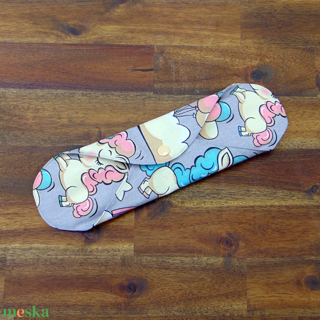 29 cm-es mosható betét / unikornis mintás  - szépségápolás - intim higiénia - intimbetét - Meska.hu