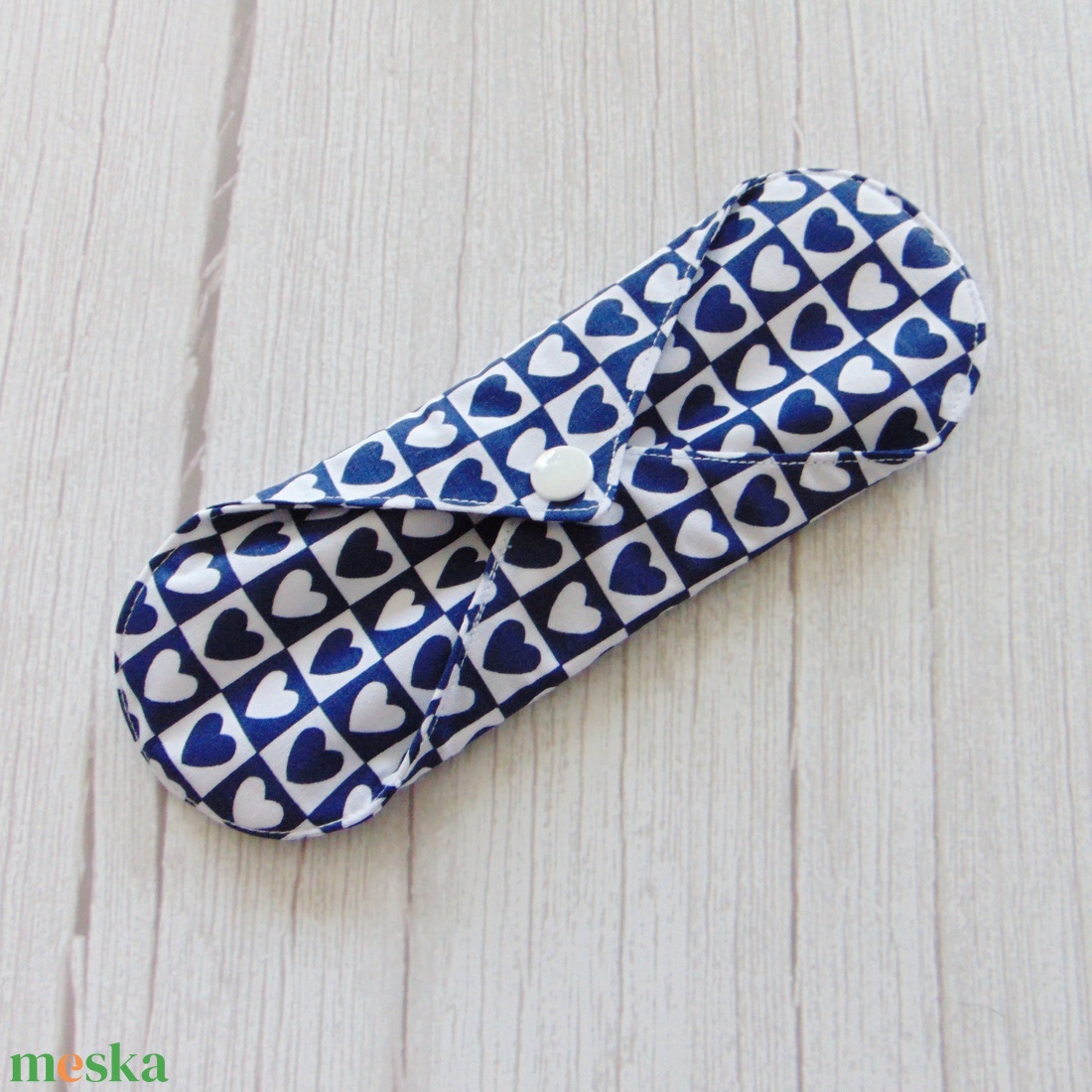 19,5 cm-es mosható betét / kék- fehér szívek - szépségápolás - intim higiénia - intimbetét - Meska.hu 19,5 cm-es mosható betét / kék- fehér szívek - szépségápolás - intim higiénia - intimbetét - Meska.hu
