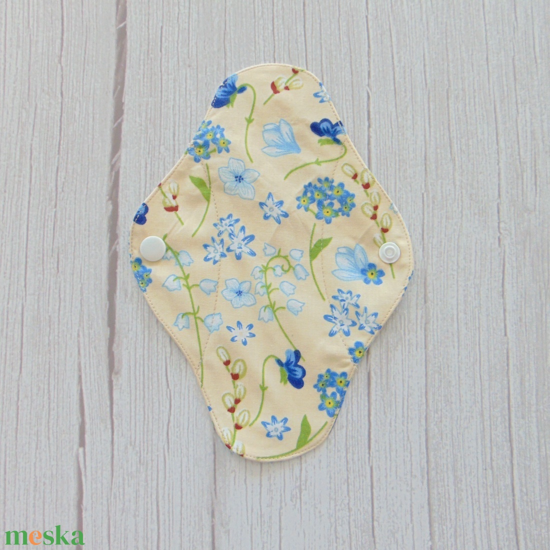 Tisztasági betét : kék virágok / mosható textil betét - szépségápolás - intim higiénia - tisztasági betét - Meska.hu Tisztasági betét : kék virágok / mosható textil betét - szépségápolás - intim higiénia - tisztasági betét - Meska.hu