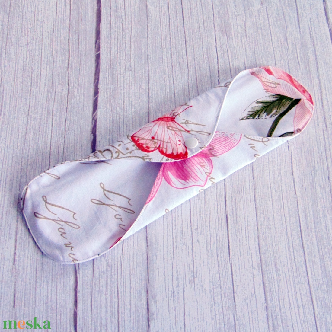 31 cm-es mosható betét / rózsa és szöveg mintás - szépségápolás - intim higiénia - intimbetét - Meska.hu 31 cm-es mosható betét / rózsa és szöveg mintás - szépségápolás - intim higiénia - intimbetét - Meska.hu