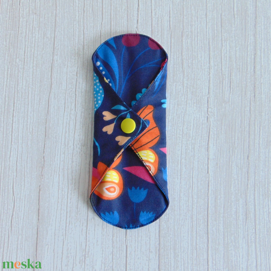 17 cm-es Mini betét / lepkék és virágok - szépségápolás - intim higiénia - intimbetét - Meska.hu 17 cm-es Mini betét / lepkék és virágok - szépségápolás - intim higiénia - intimbetét - Meska.hu