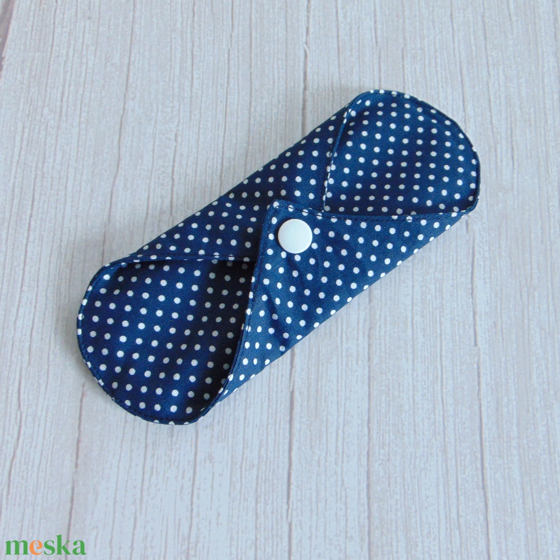 17 cm-es Mini betét / sötétkék pöttyös - szépségápolás - intim higiénia - intimbetét - Meska.hu 17 cm-es Mini betét / sötétkék pöttyös - szépségápolás - intim higiénia - intimbetét - Meska.hu