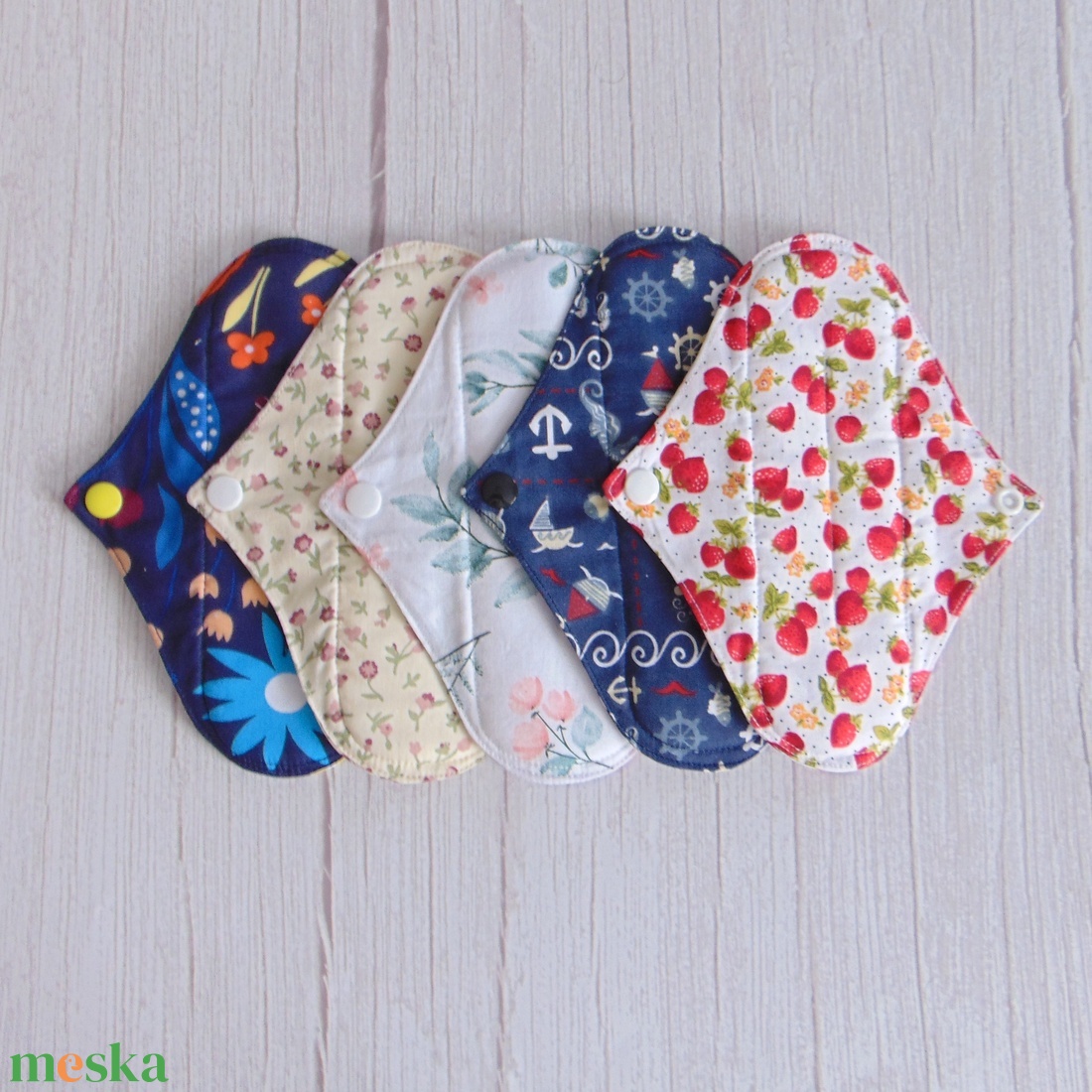 (5 db/cs) 19,5 cm-es mosható betét csomag / meglepetés mintákkal / mosható textil betét, intimbetét - szépségápolás - intim higiénia - intimbetét - Meska.hu (5 db/cs) 19,5 cm-es mosható betét csomag / meglepetés mintákkal / mosható textil betét, intimbetét - szépségápolás - intim higiénia - intimbetét - Meska.hu