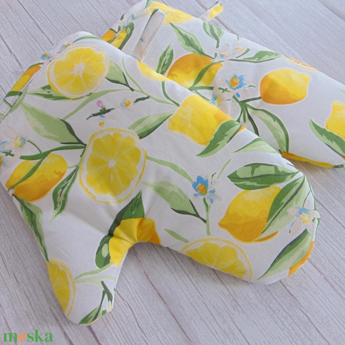 Edényfogó kesztyű / citrom mintás - otthon & életmód - konyhafelszerelés, tálalás - konyhai textil - edényfogó & edényfedő - Meska.hu Edényfogó kesztyű / citrom mintás - otthon & életmód - konyhafelszerelés, tálalás - konyhai textil - edényfogó & edényfedő - Meska.hu