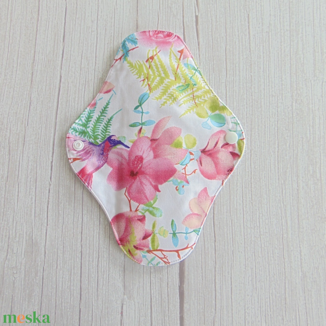 23 cm-es mosható női betét / rózsaszín - virág és kolibri - szépségápolás - intim higiénia - intimbetét - Meska.hu 23 cm-es mosható női betét / rózsaszín - virág és kolibri - szépségápolás - intim higiénia - intimbetét - Meska.hu