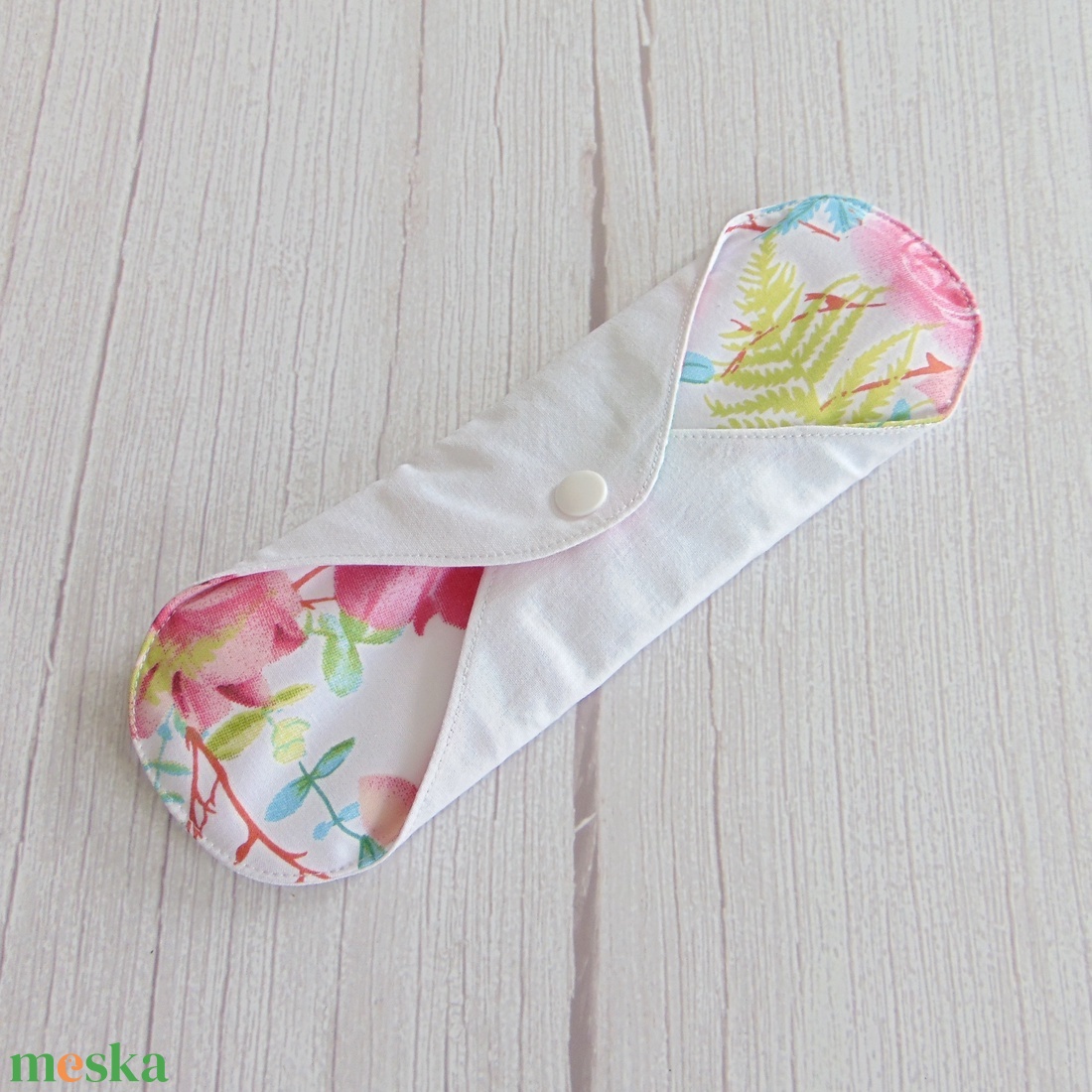 23 cm-es mosható női betét / rózsaszín - virág és kolibri - szépségápolás - intim higiénia - intimbetét - Meska.hu 23 cm-es mosható női betét / rózsaszín - virág és kolibri - szépségápolás - intim higiénia - intimbetét - Meska.hu