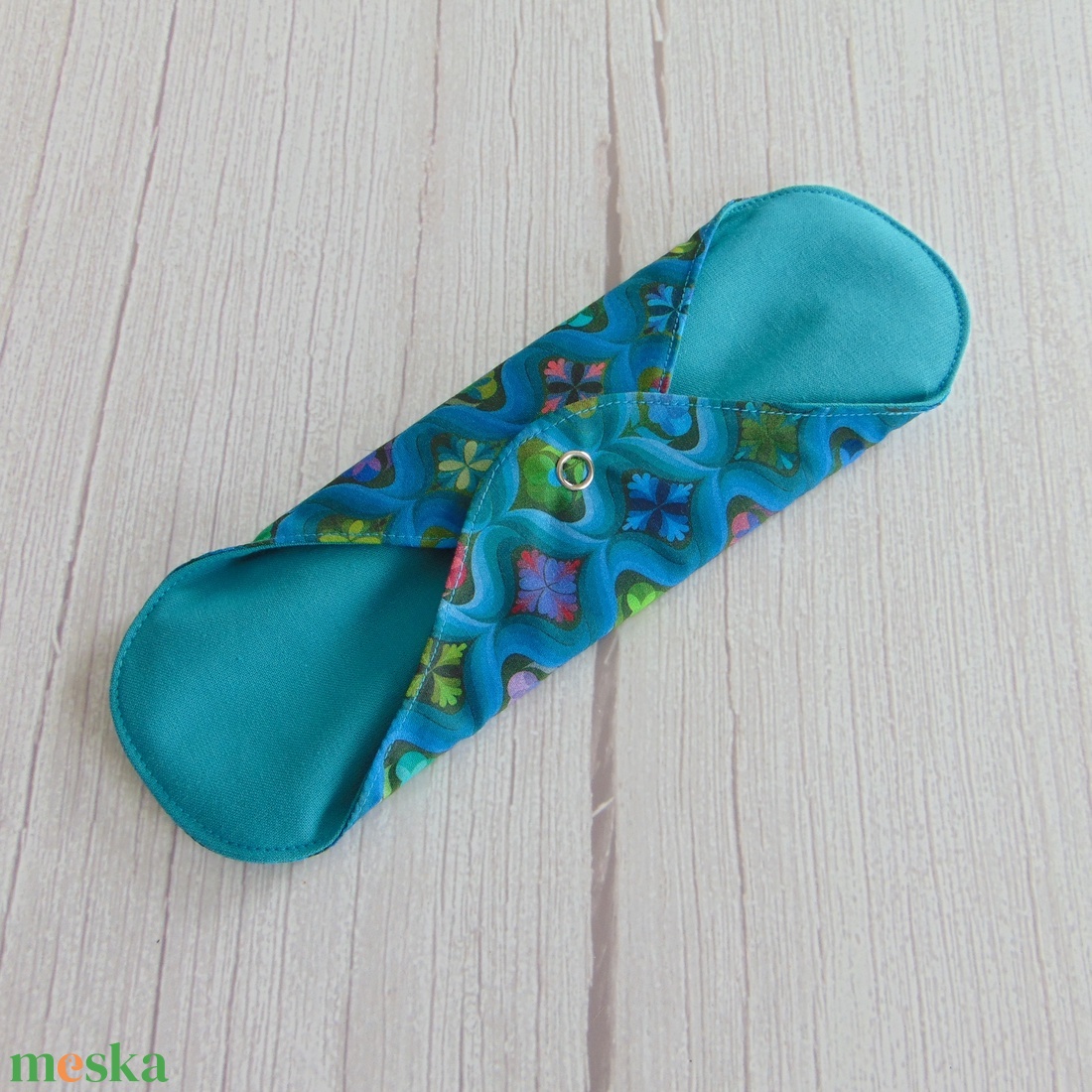 23 cm-es mosható női betét / minták türkizben - szépségápolás - intim higiénia - intimbetét - Meska.hu 23 cm-es mosható női betét / minták türkizben - szépségápolás - intim higiénia - intimbetét - Meska.hu