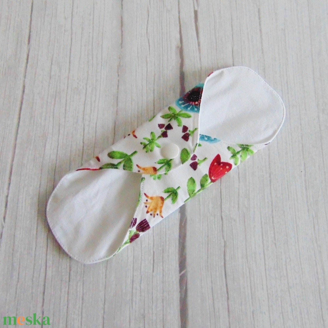 20 cm-es mosható betét vékony / színes virág mintás - szépségápolás - intim higiénia - intimbetét - Meska.hu 20 cm-es mosható betét vékony / színes virág mintás - szépségápolás - intim higiénia - intimbetét - Meska.hu