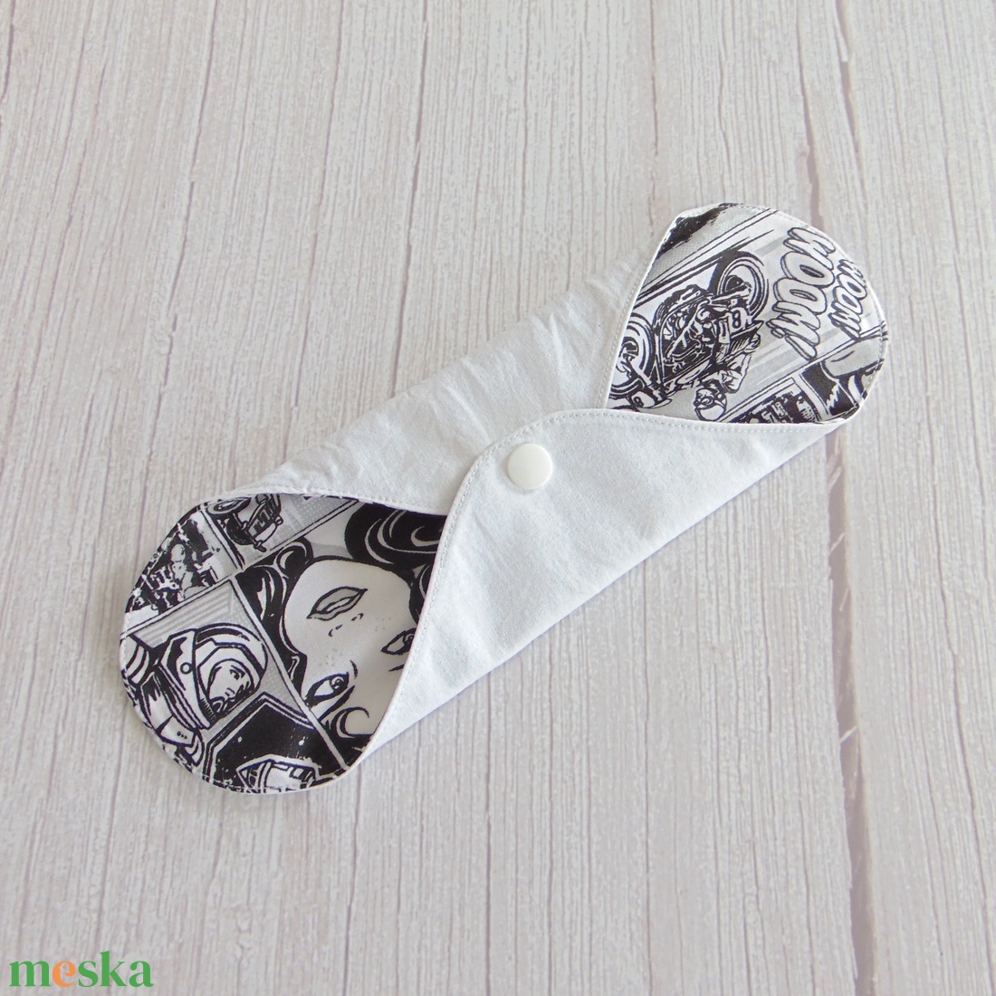 24 cm-es mosható női betét / képregény mintás / pamut - szépségápolás - intim higiénia - intimbetét - Meska.hu 24 cm-es mosható női betét / képregény mintás / pamut - szépségápolás - intim higiénia - intimbetét - Meska.hu