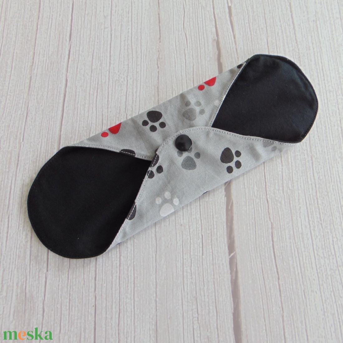 24 cm-es mosható női betét / tappancsok / pamut - szépségápolás - intim higiénia - intimbetét - Meska.hu 24 cm-es mosható női betét / tappancsok / pamut - szépségápolás - intim higiénia - intimbetét - Meska.hu