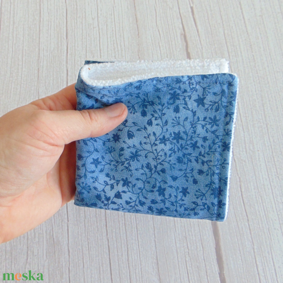 Mosogató vagy törlőkendő  / kék inda mintás - otthon & életmód - konyhafelszerelés, tálalás - konyhai textil - konyharuha & törlőkendő - Meska.hu Mosogató vagy törlőkendő  / kék inda mintás - otthon & életmód - konyhafelszerelés, tálalás - konyhai textil - konyharuha & törlőkendő - Meska.hu