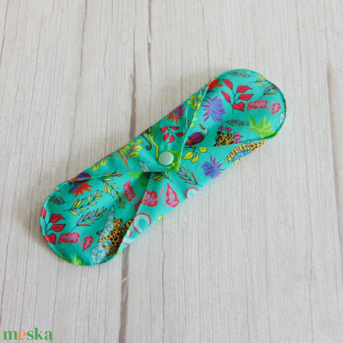 23 cm-es mosható normál betét / dzsungel mintás - menta - szépségápolás - intim higiénia - intimbetét - Meska.hu 23 cm-es mosható normál betét / dzsungel mintás - menta - szépségápolás - intim higiénia - intimbetét - Meska.hu