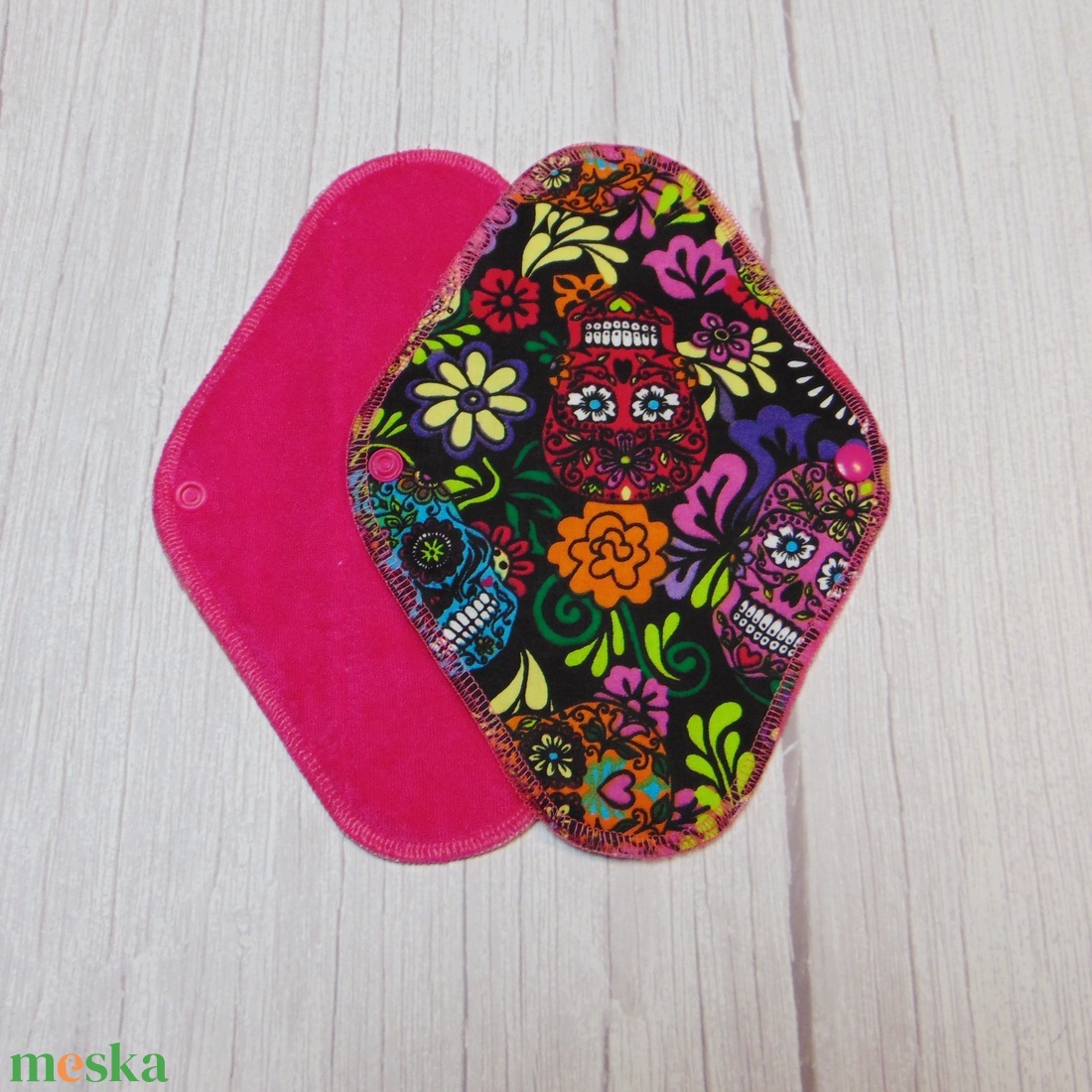 23 cm-es mosható betét / Pink frottír - cukorkoponya mintás - szépségápolás - intim higiénia - intimbetét - Meska.hu 23 cm-es mosható betét / Pink frottír - cukorkoponya mintás - szépségápolás - intim higiénia - intimbetét - Meska.hu