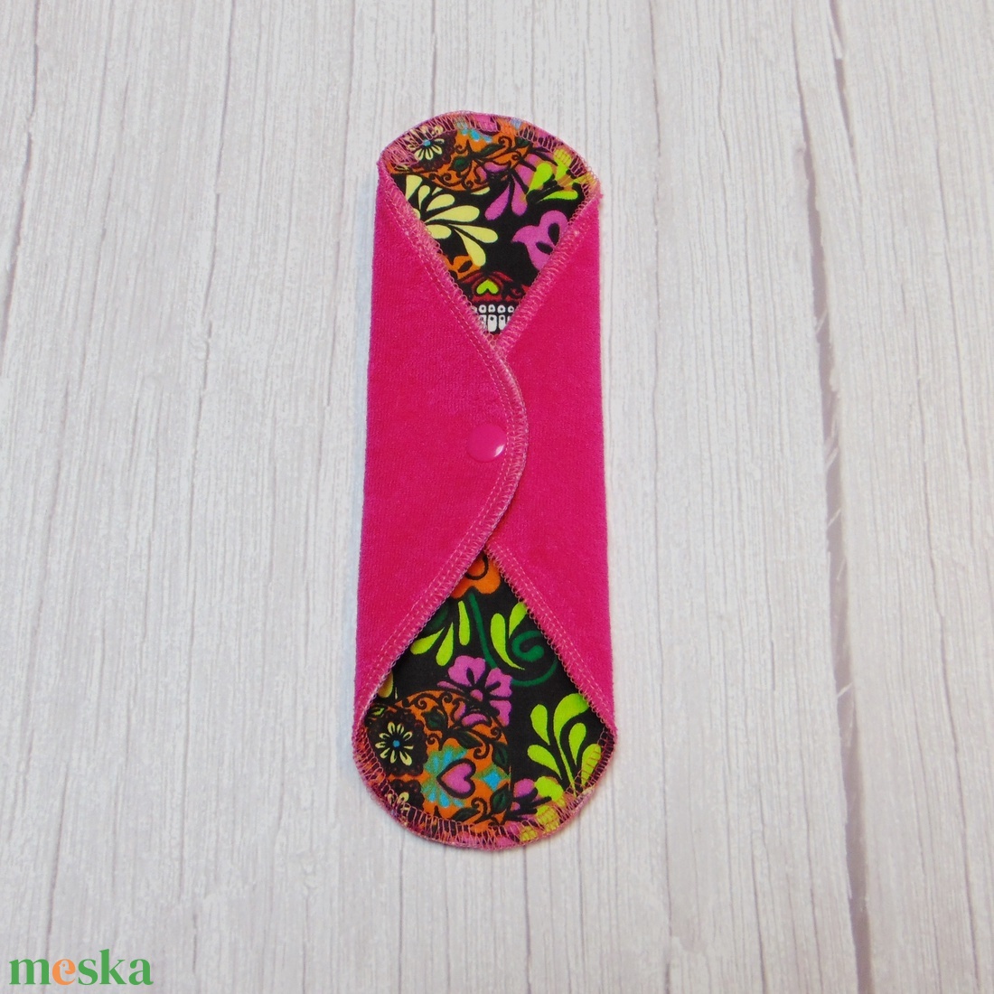 23 cm-es mosható betét / Pink frottír - cukorkoponya mintás - szépségápolás - intim higiénia - intimbetét - Meska.hu 23 cm-es mosható betét / Pink frottír - cukorkoponya mintás - szépségápolás - intim higiénia - intimbetét - Meska.hu