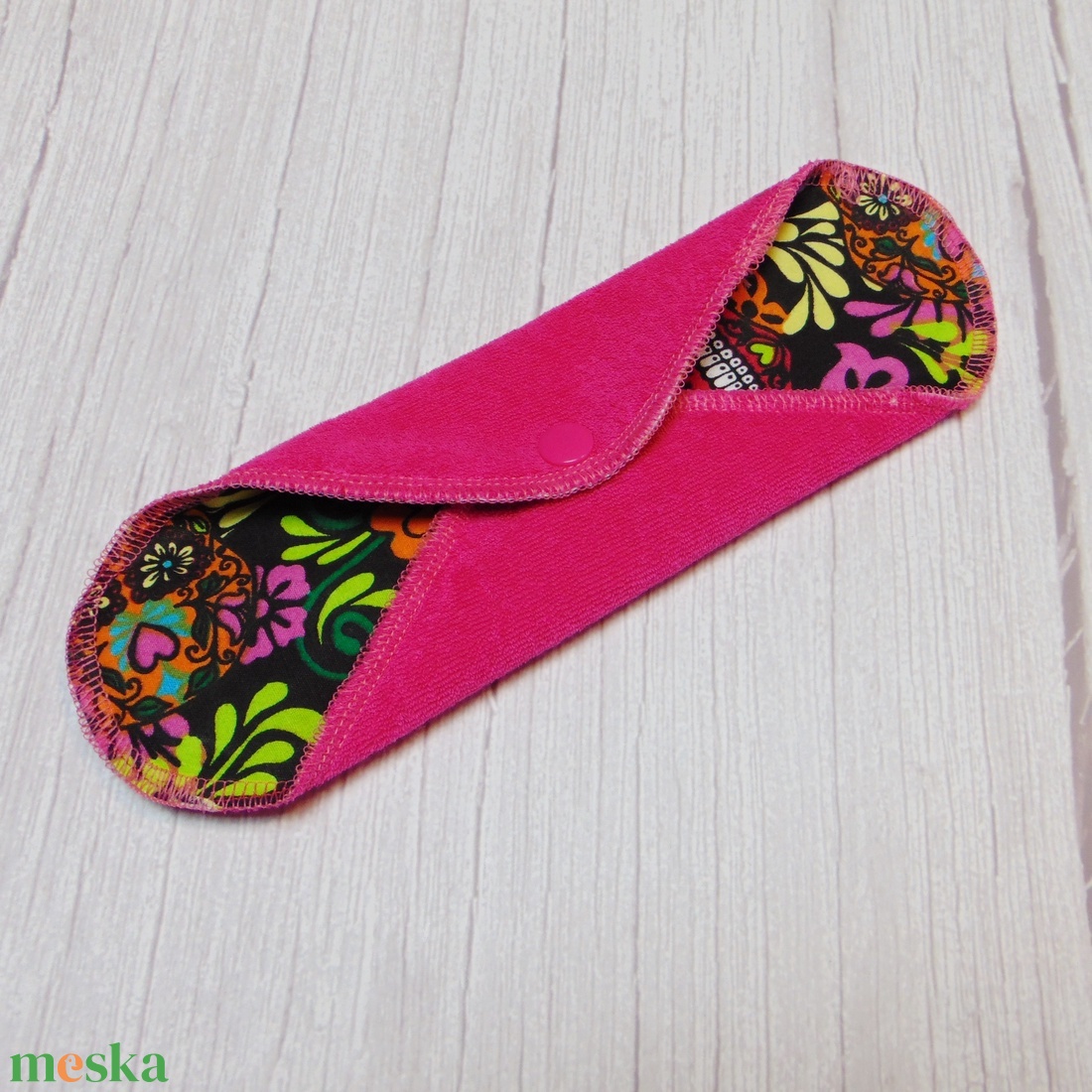 23 cm-es mosható betét / Pink frottír - cukorkoponya mintás - szépségápolás - intim higiénia - intimbetét - Meska.hu 23 cm-es mosható betét / Pink frottír - cukorkoponya mintás - szépségápolás - intim higiénia - intimbetét - Meska.hu