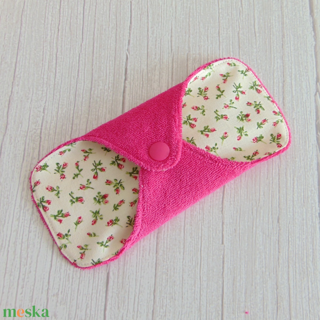 DANA D3 mosható tisztasági betét 16 cm / apró rózsaszín rózsák - szépségápolás - intim higiénia - tisztasági betét - Meska.hu