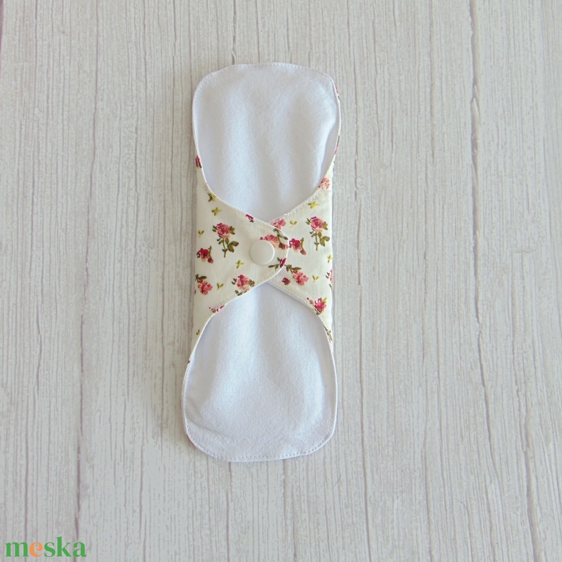 DANA mosható betét 20,5 cm  / apró rózsák - szépségápolás - intim higiénia - intimbetét - Meska.hu