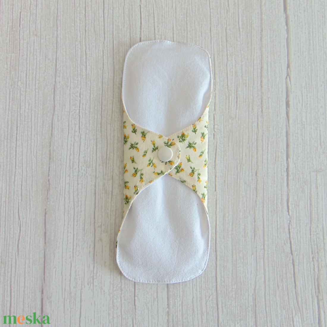 DANA mosható betét 20,5 cm / apró sárga rózsák - szépségápolás - intim higiénia - intimbetét - Meska.hu DANA mosható betét 20,5 cm / apró sárga rózsák - szépségápolás - intim higiénia - intimbetét - Meska.hu