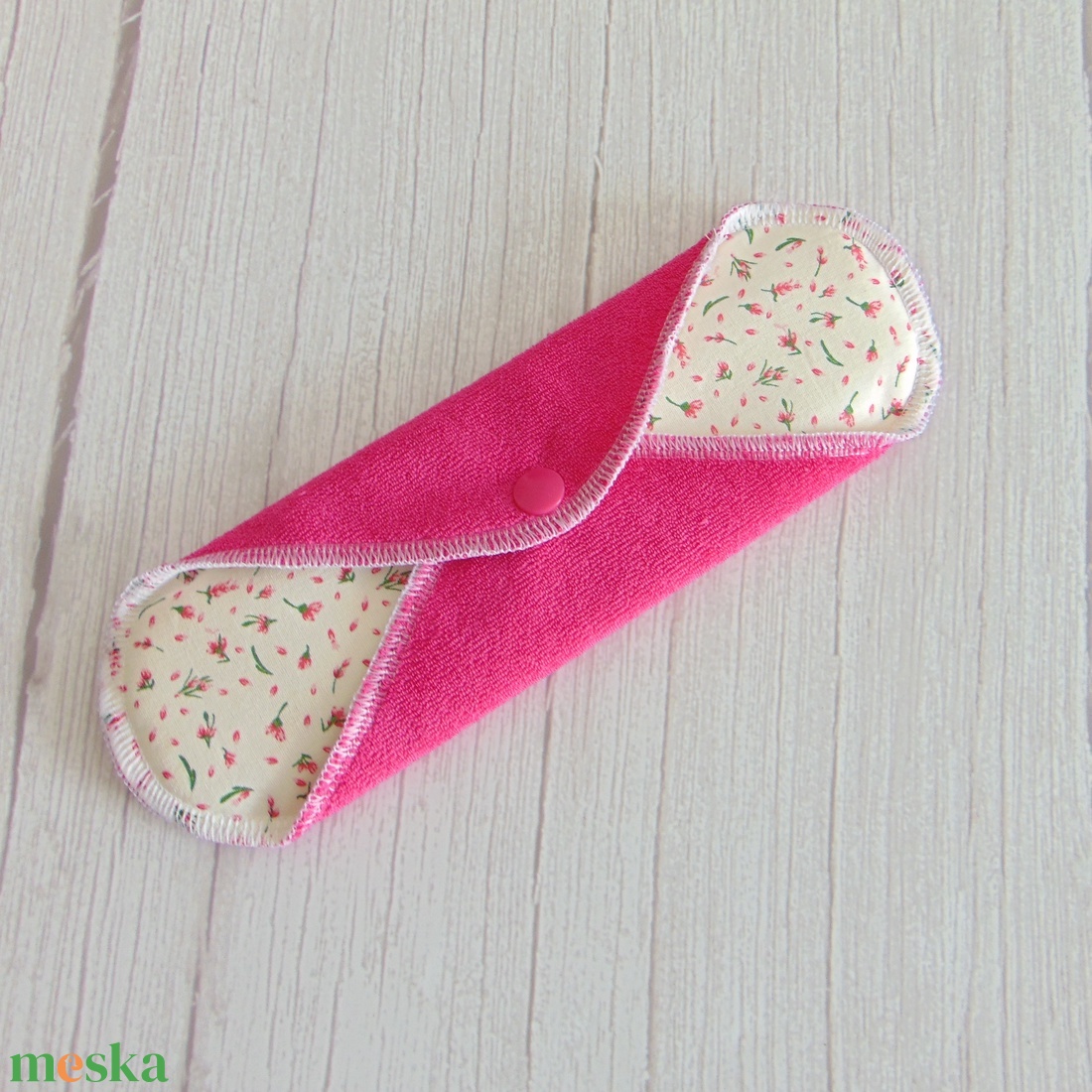 LARA mosható betét 23 cm / Pink frottír : rózsaszín apró virágok - szépségápolás - intim higiénia - intimbetét - Meska.hu