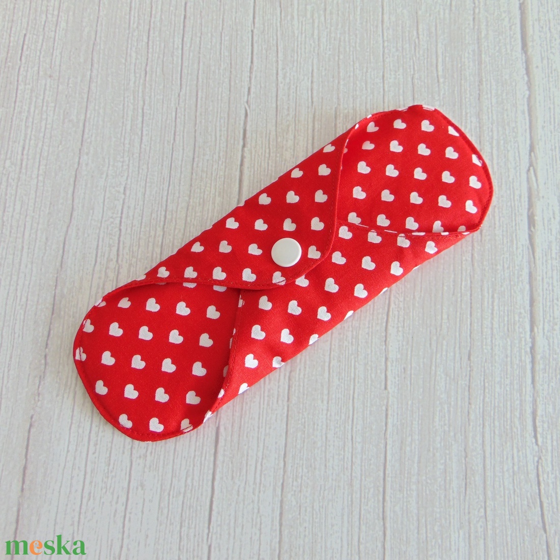 20 cm-es mosható betét / piros - fehér szívecske - szépségápolás - intim higiénia - intimbetét - Meska.hu 20 cm-es mosható betét / piros - fehér szívecske - szépségápolás - intim higiénia - intimbetét - Meska.hu