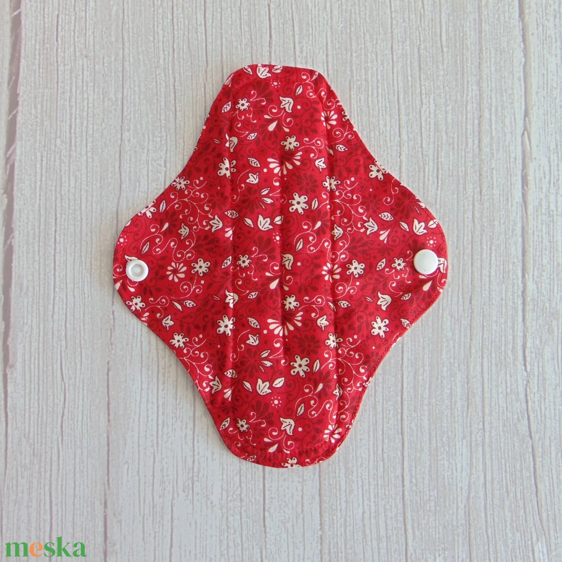 20 cm-es mosható betét / piros - krém apró virágok - szépségápolás - intim higiénia - intimbetét - Meska.hu 20 cm-es mosható betét / piros - krém apró virágok - szépségápolás - intim higiénia - intimbetét - Meska.hu
