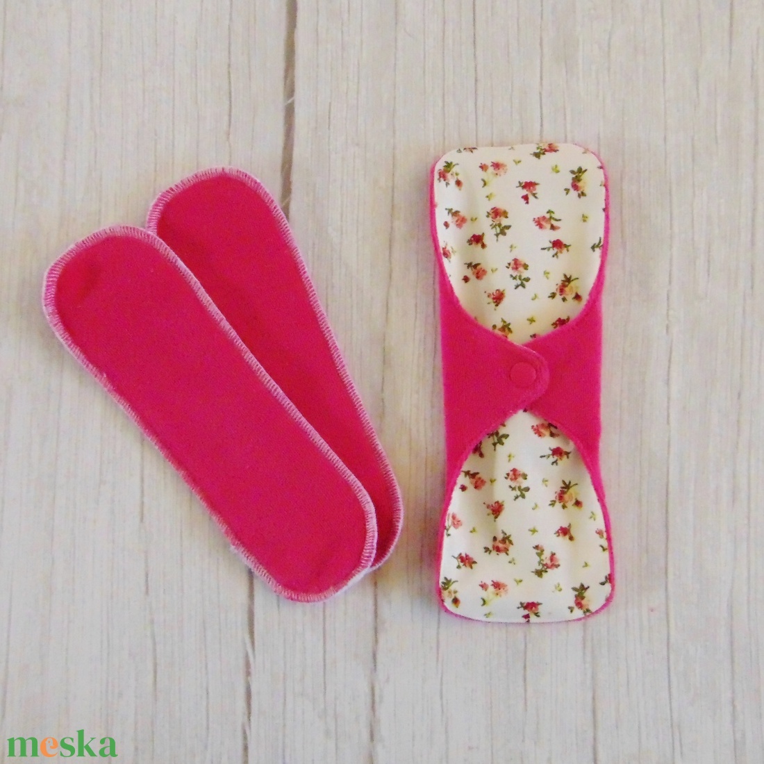 DANA D3 PLUS mosható betét 23,5 cm / apró rózsák - szépségápolás - intim higiénia - intimbetét - Meska.hu