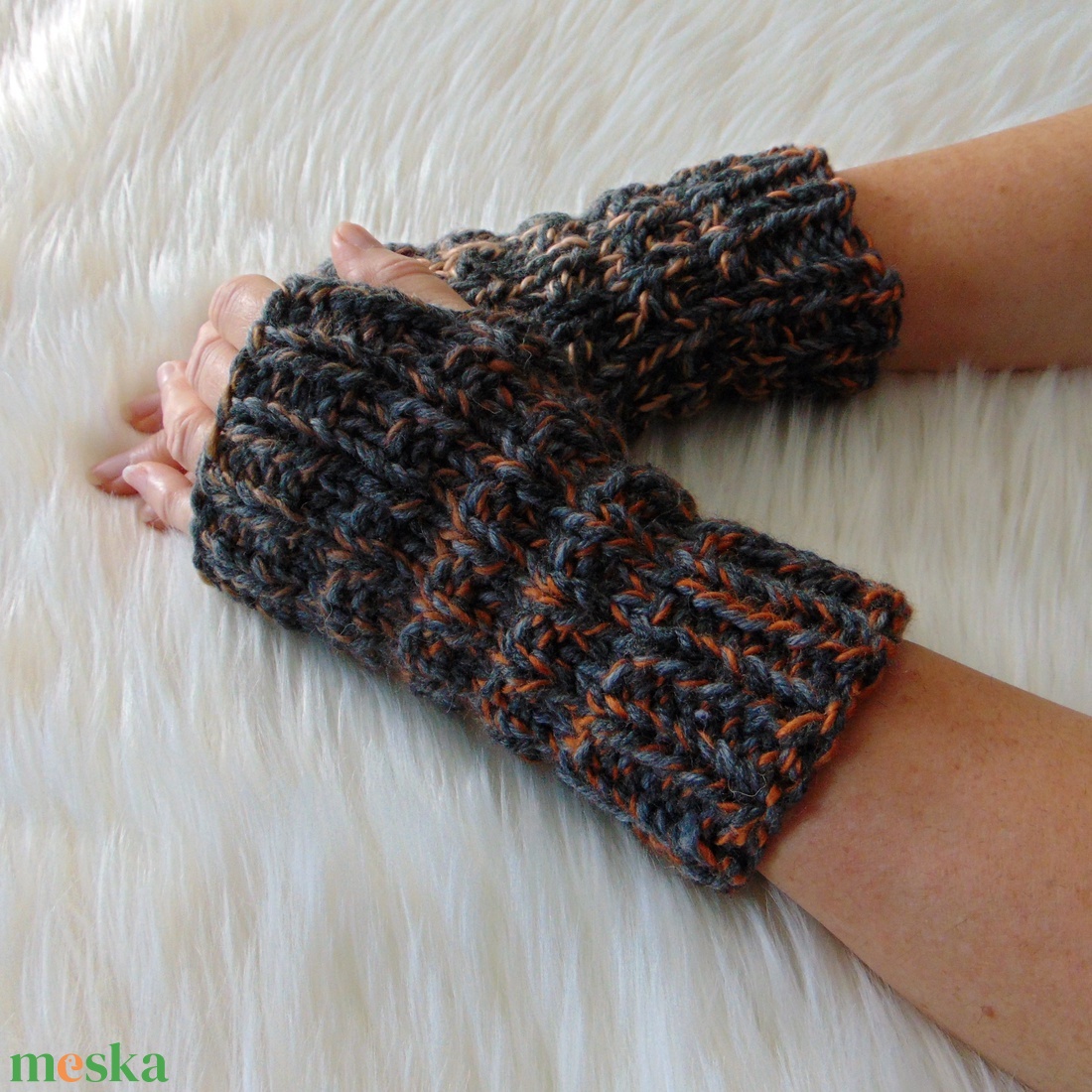 Kötött kézmelegítő. S-M méretű. / barna -szürke - ruha & divat - sál, sapka, kendő - kesztyű - Meska.hu