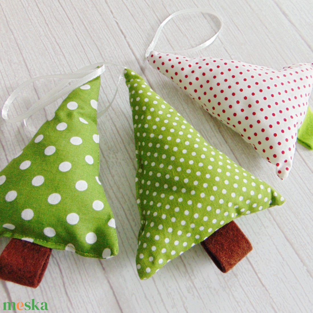 Textil fenyőfa - karácsonyfadísz 3db/cs - karácsony - karácsonyi lakásdekoráció - karácsonyfadíszek - Meska.hu