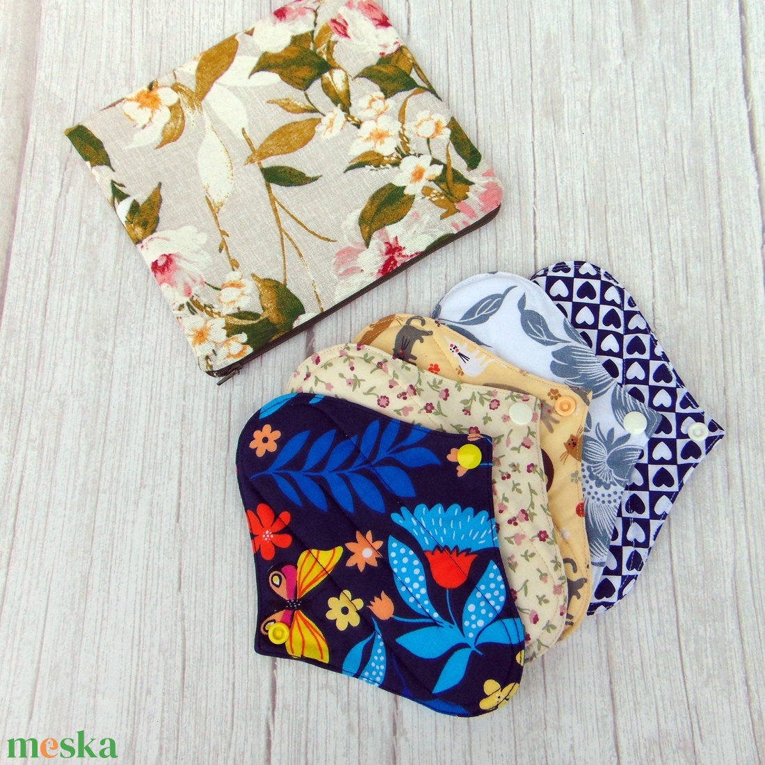 (5 db betét + 1 db tasak) 19,5 cm-es mosható intimbetét csomag / vegyes mintákkal  - szépségápolás - intim higiénia - intimbetét - Meska.hu