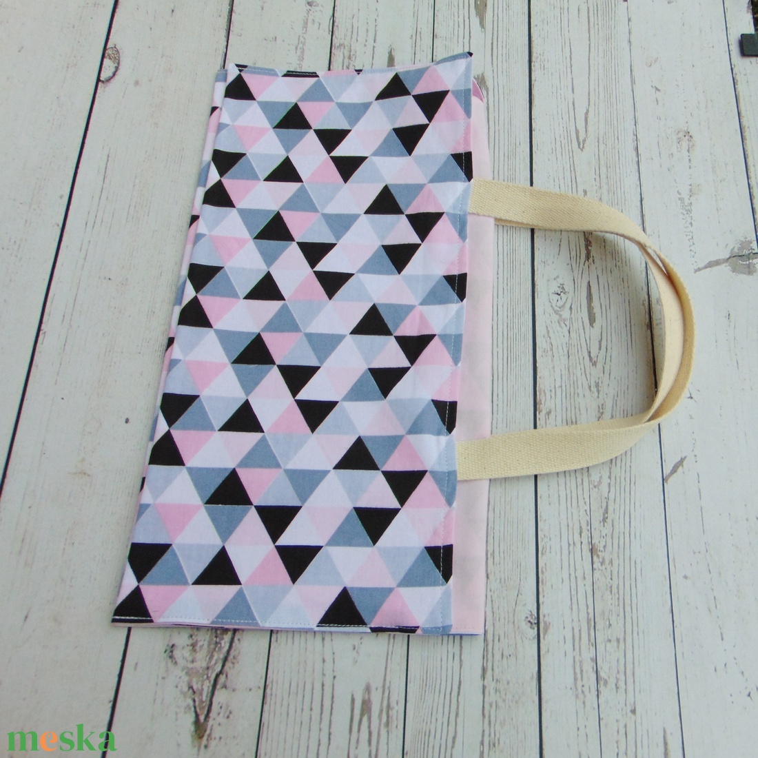 Ételhordó táska / szürke - rózsaszín háromszögek - táska & tok - uzsonna- & ebéd tartó - ebéd tasak, doboz - Meska.hu
