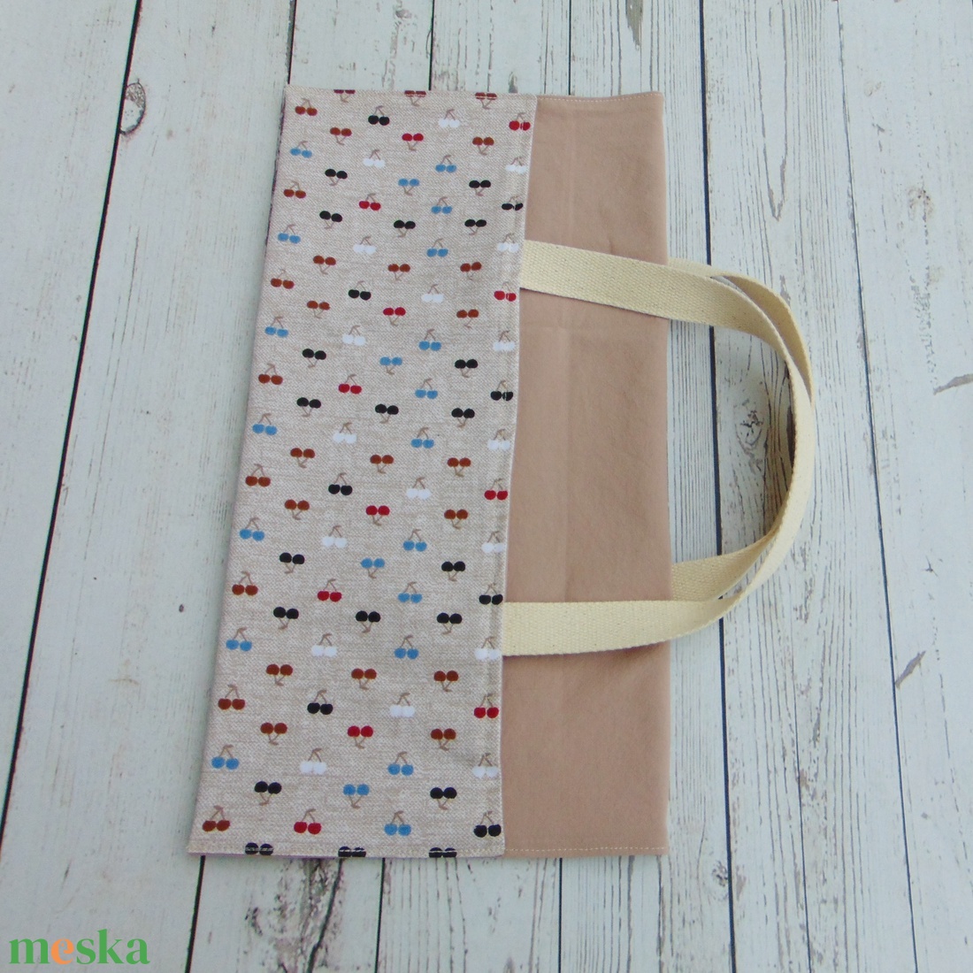 Ételhordó táska / bézs - cseresznye mintás - táska & tok - uzsonna- & ebéd tartó - ebéd tasak, doboz - Meska.hu