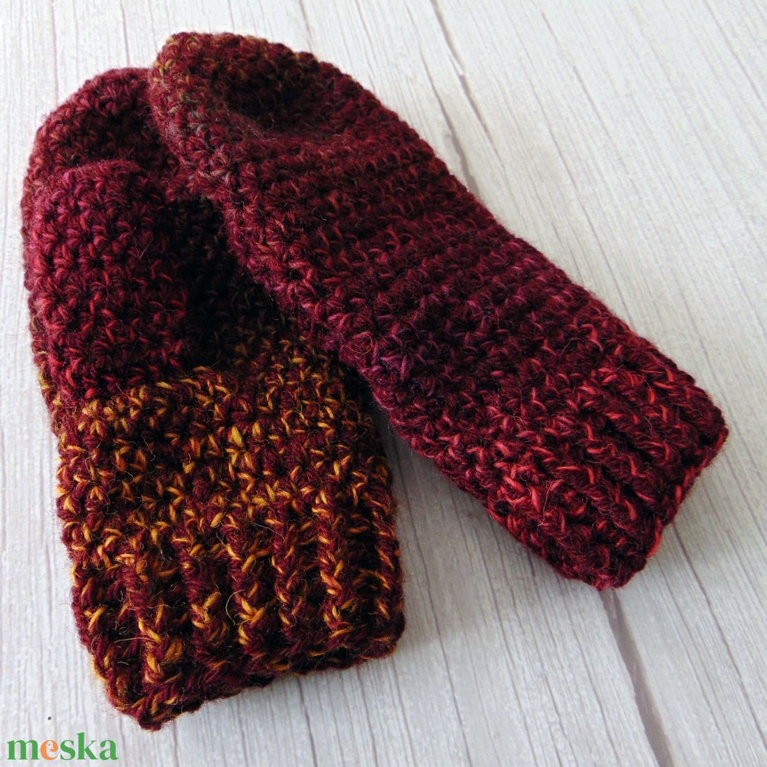 Bordó színátmenetes / horgolt egyujjas kesztyű. S-M méretű. / Színátmenetes, vastag, meleg és puha egyujjas kesztyű - ruha & divat - sál, sapka, kendő - kesztyű - Meska.hu