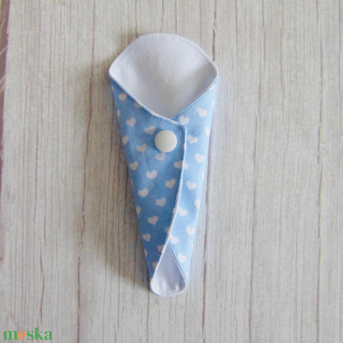 Mosható tanga tisztasági betét / világoskék - fehér szívecske - szépségápolás - intim higiénia - tisztasági betét - Meska.hu