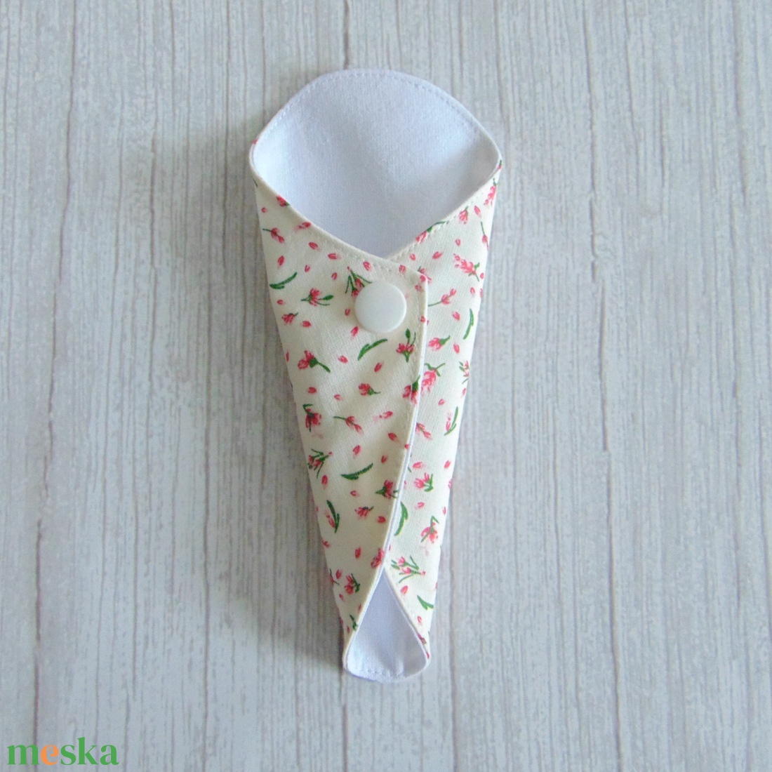 Mosható tanga tisztasági betét / rózsaszín apró virágok - szépségápolás - intim higiénia - tisztasági betét - Meska.hu