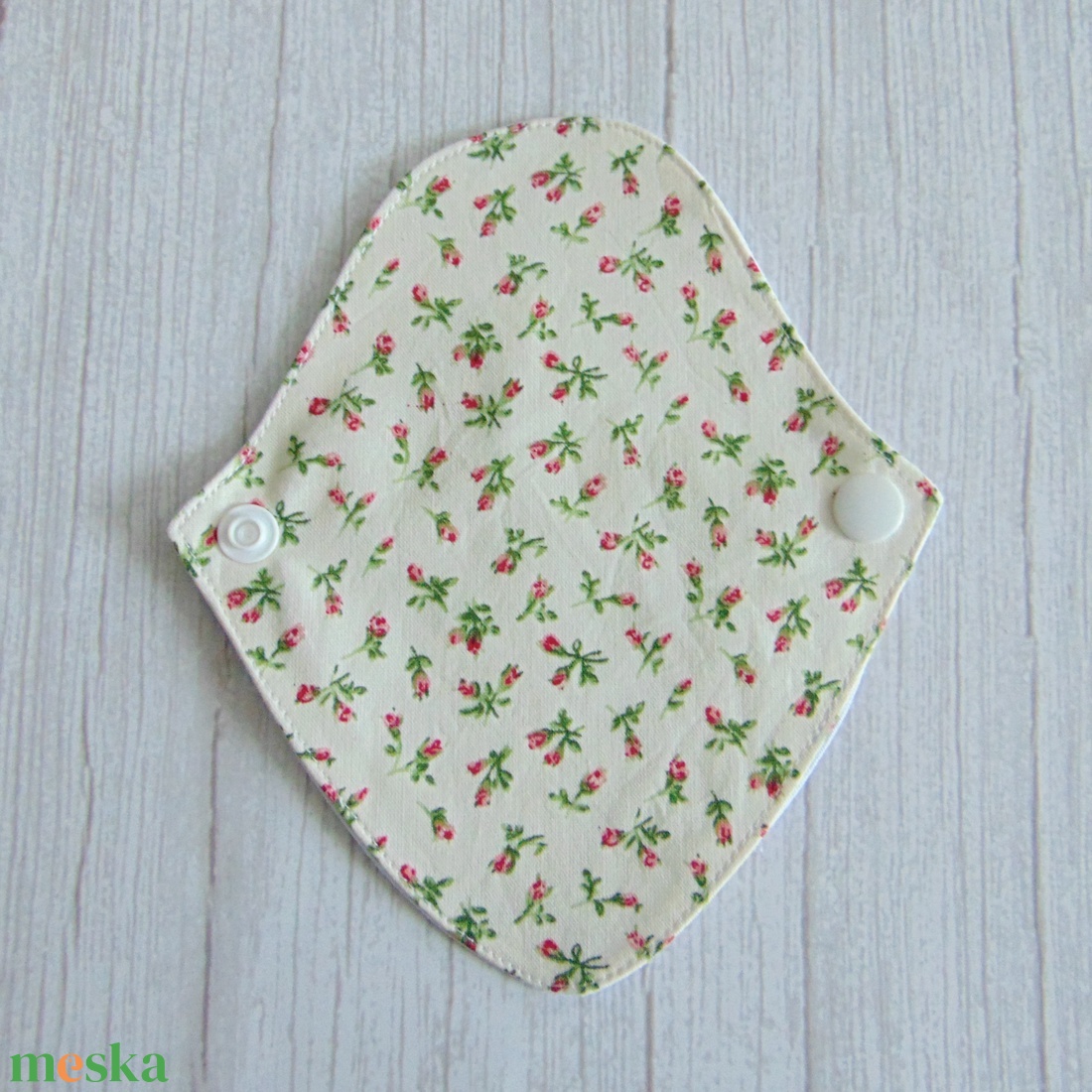 Mosható tanga tisztasági betét / apró rózsaszín rózsák - szépségápolás - intim higiénia - tisztasági betét - Meska.hu